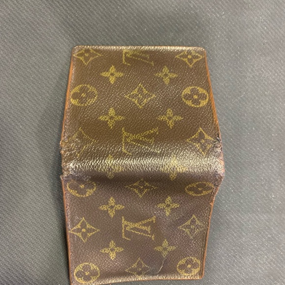 Louis Vuitton Monaghan Marco Bifold Wallet - Picture 2 of 16